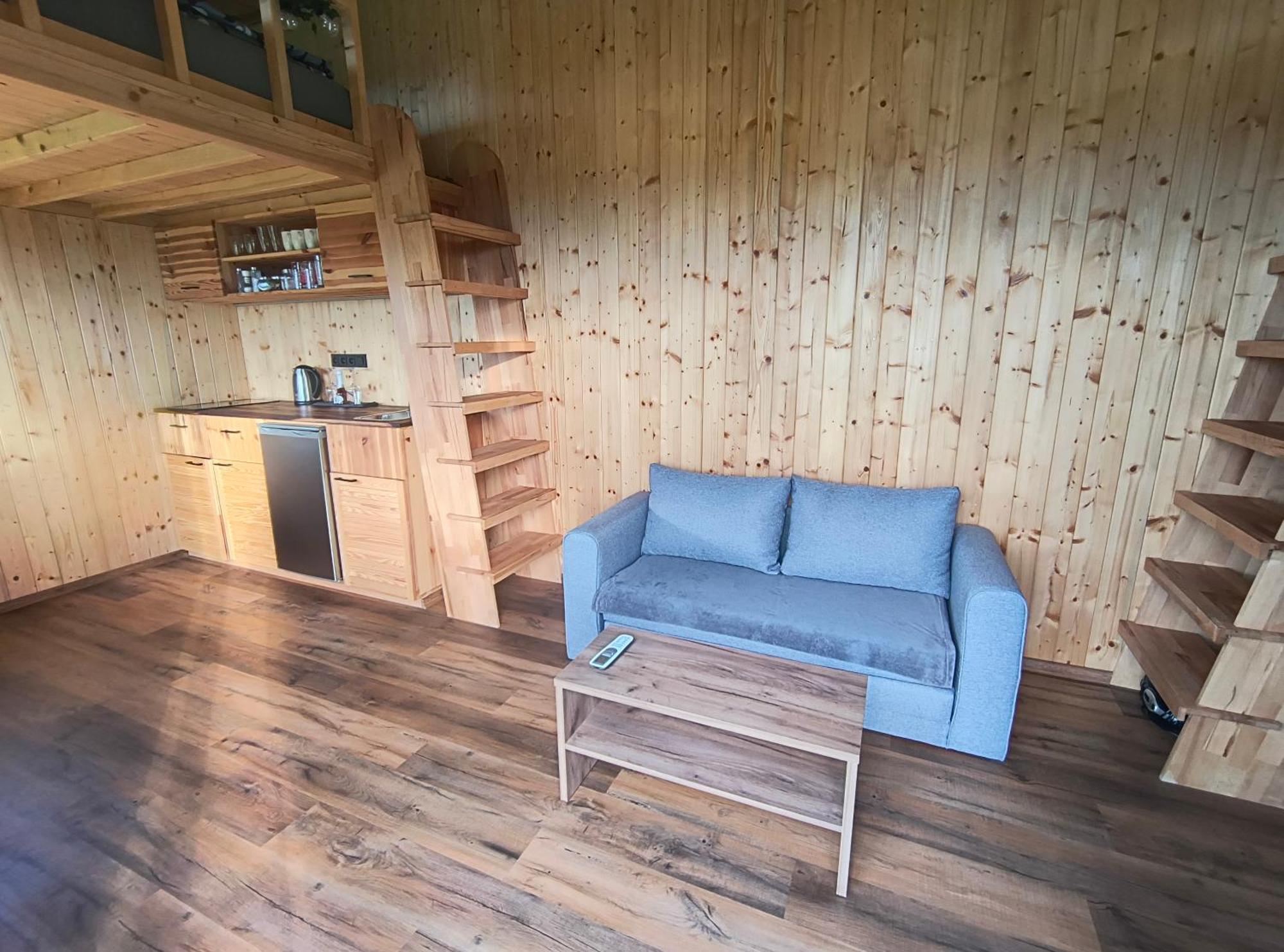 Tiny House Chvalcovヴィラ エクステリア 写真