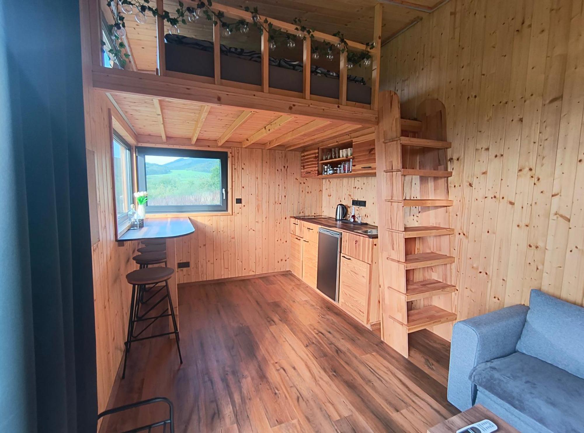 Tiny House Chvalcovヴィラ エクステリア 写真